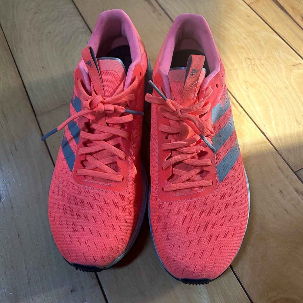 Adidas men’s 10 1/2 running shoe.